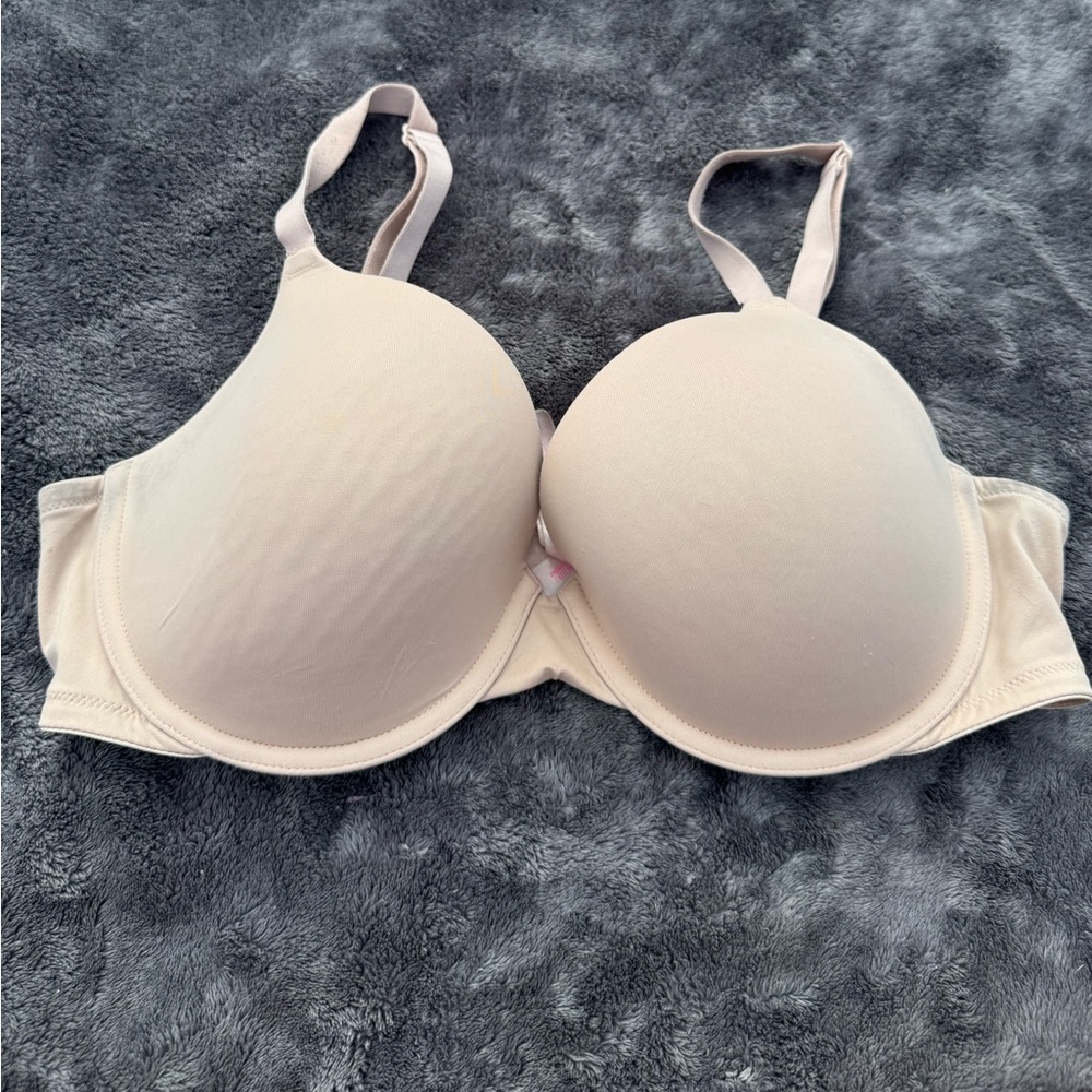 PINK Victoria's Secret Beige Wear Everywhere T-Shirt Bra Lightly Lined | 36D💖✨